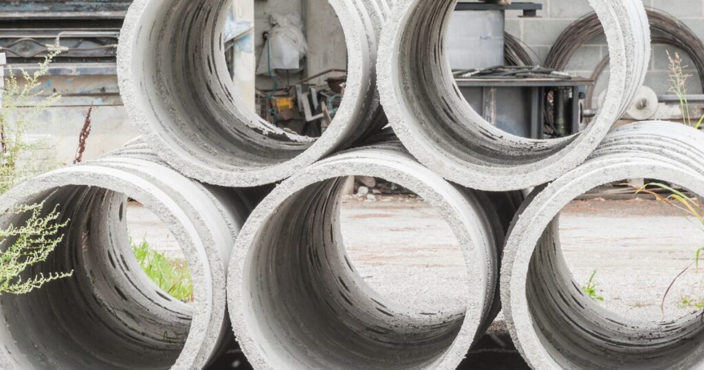 パイプカルバートとは？構造・用途・ボックスカルバートとの違いを解説のアイキャッチ画像です。