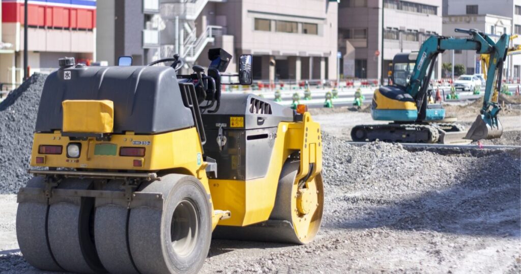 公共工事の資材選定で押さえるべきポイント｜規格・仕様書・品質書類の確認順のアイキャッチ画像です。